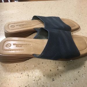 Preowned Montego Bay Club sandals